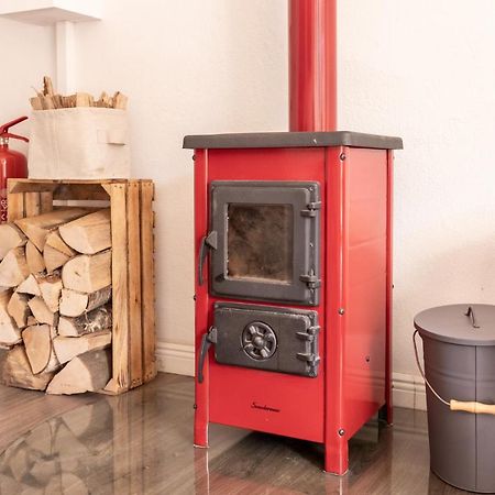 Gemutliches Tinyhouse Bungalow Mit Kamin & Sauna Am See Joachimsthal Bagian luar foto