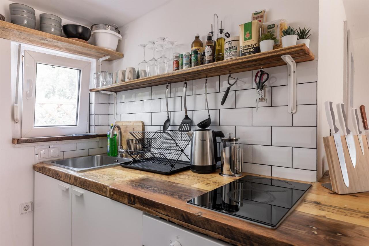 Gemutliches Tinyhouse Bungalow Mit Kamin & Sauna Am See Joachimsthal Bagian luar foto